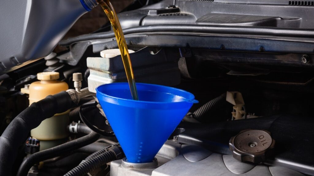 Oil change service in Commerce MI at The Auto Lounge